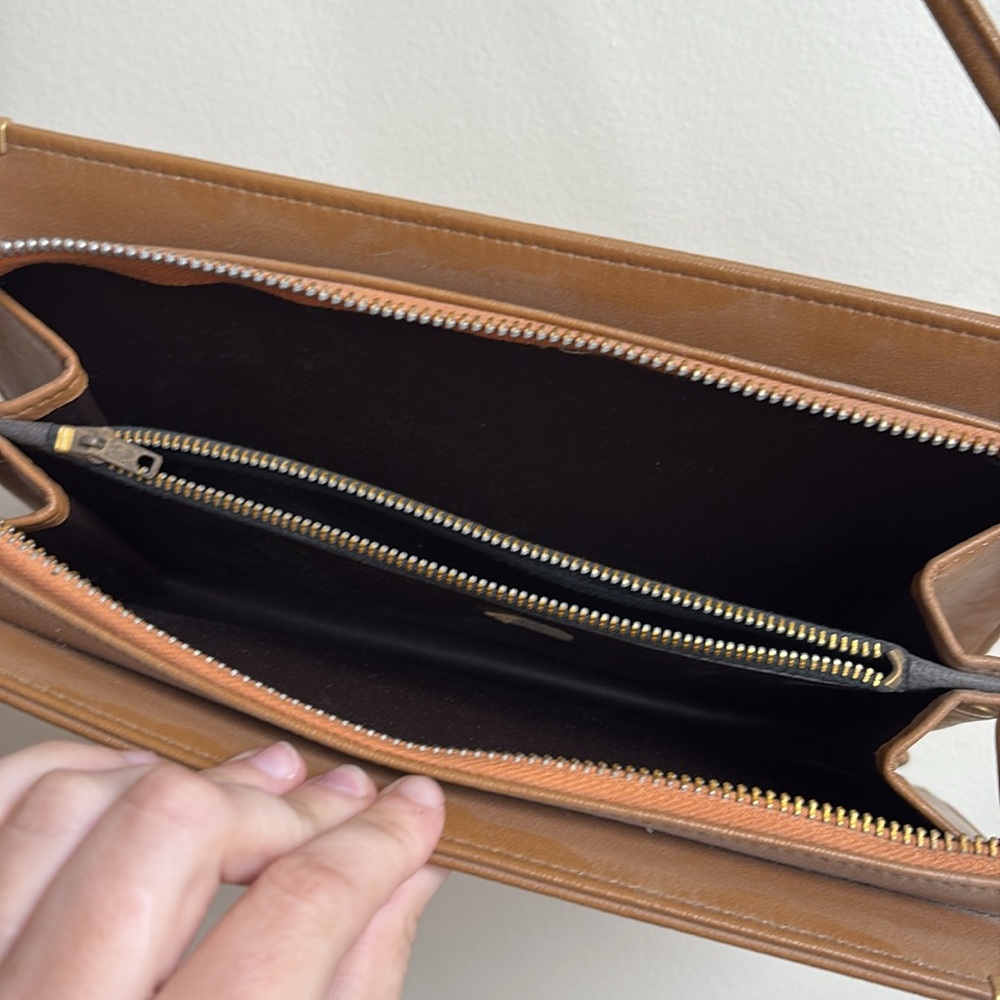 Vintage Leather Tan Shoulder Bag - Picture 3 of 3